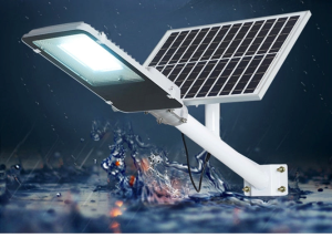 panou fotovoltaic si bec alimentat de panoul fotovoltaic